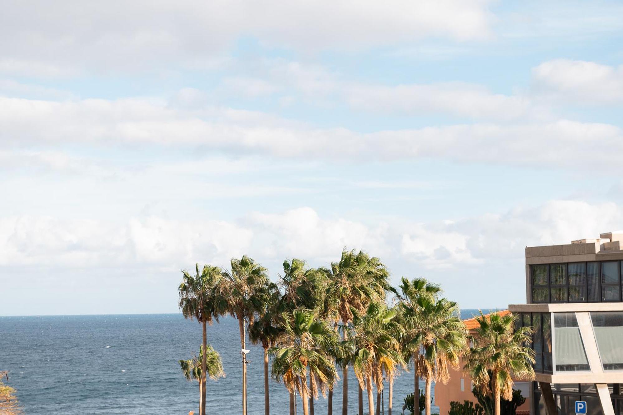 Apartamento Coqueto Con Terraza Junto A กันเดลาเรีย ภายนอก รูปภาพ